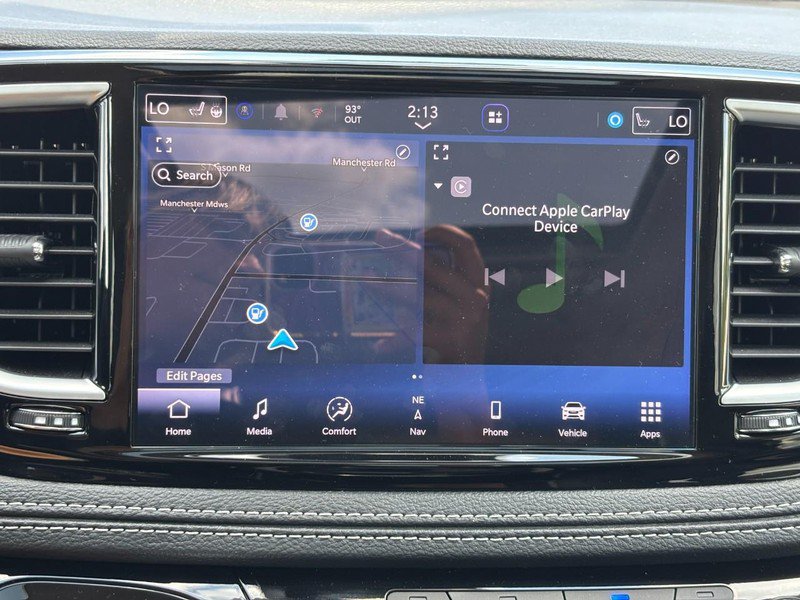 Used 2024 Chrysler Pacifica Limited w/ Trailer Tow Group AWD/4WD image 22