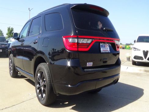 Certified 2024 Dodge Durango SXT w/ SXT Blacktop Group AWD/4WD image 8