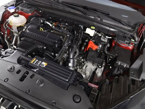 Used 2025 Lincoln Nautilus Premier image 20