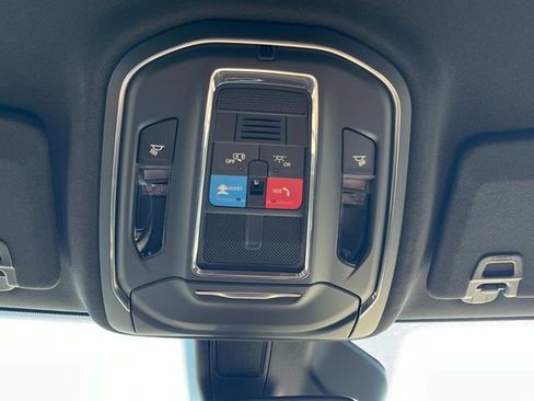 Used 2024 Jeep Grand Cherokee Laredo w/ MOPAR Finishing Package image 23