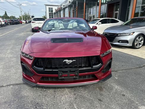 Used 2025 Ford Mustang GT Premium w/ GT Performance Package RWD image 15