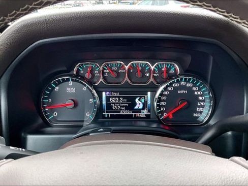 Used 2018 Chevrolet Silverado 1500 LT w/ All Star Edition image 22