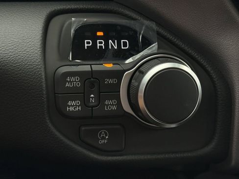 New 2026 RAM 1500 4x4 Crew Cab image 20