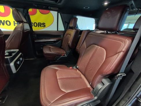 Certified 2024 Ford Expedition Limited image 30
