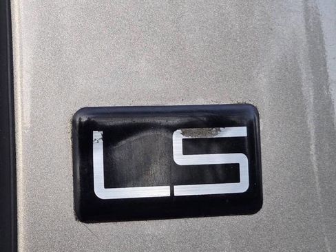 Used 2000 Chevrolet S10 Pickup 4x4 Extended Cab w/ Preferred Equipment Group image 21