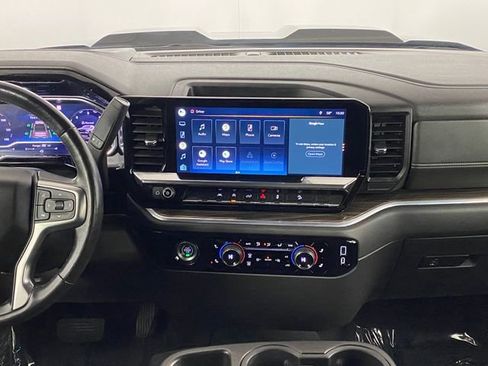 Certified 2022 Chevrolet Silverado 1500 LT Trail Boss image 19