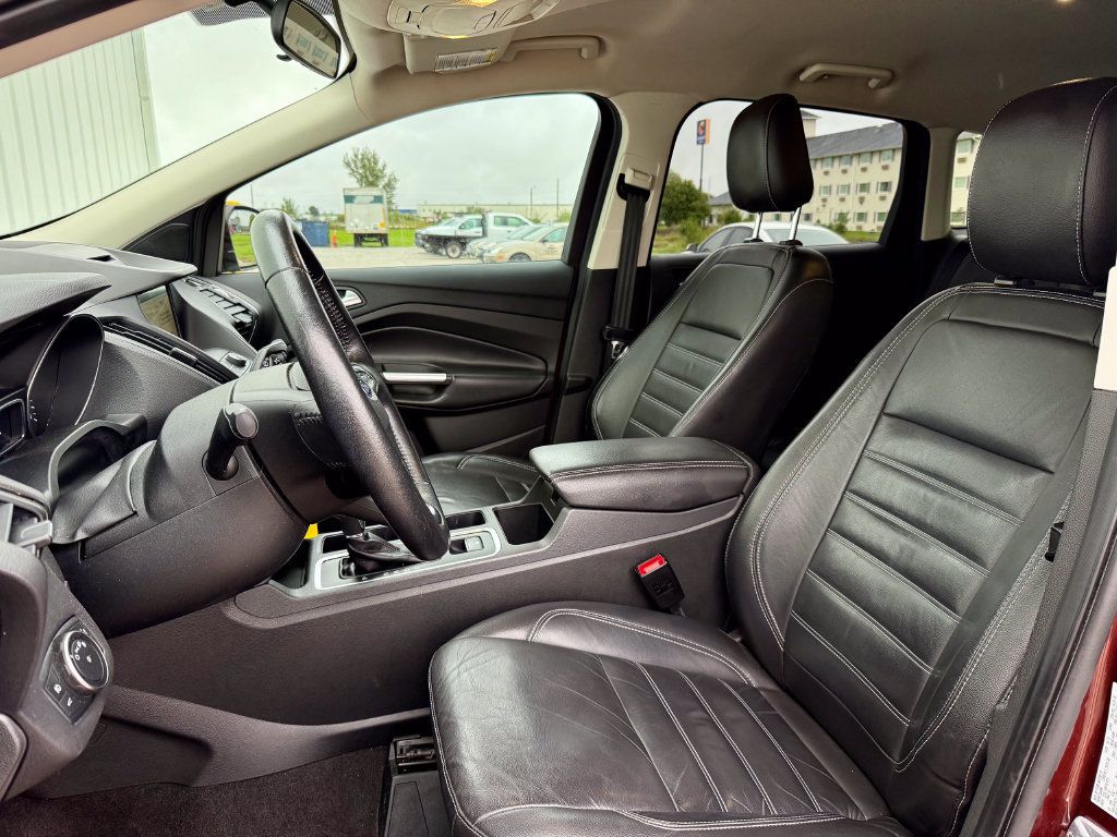 Used 2018 Ford Escape SEL FWD image 11