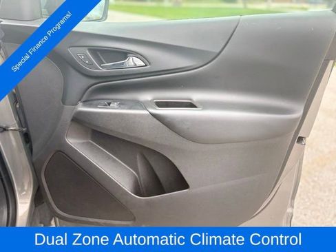 Used 2019 Chevrolet Equinox LT FWD image 24