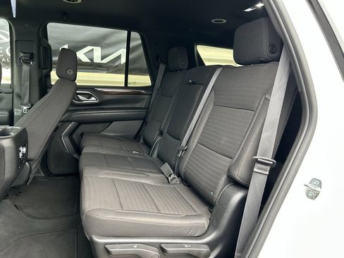 Used 2024 GMC Yukon SLE image 13