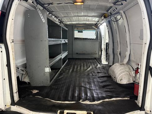 Used 2014 Chevrolet Express 3500 3500 3dr Extended Cargo Van image 64