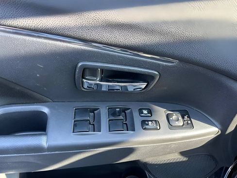 Used 2023 Mitsubishi Outlander Sport AWD image 18
