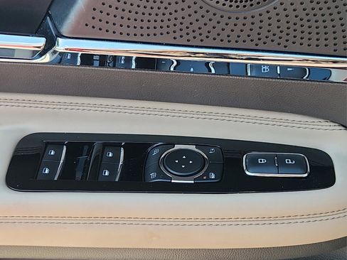 Used 2023 Lincoln Corsair FWD image 26