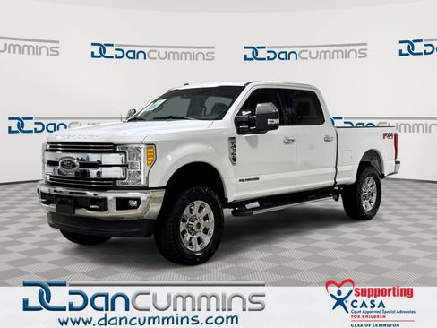 Used 2017 Ford F250 Lariat w/ Lariat Ultimate Package AWD/4WD image 1