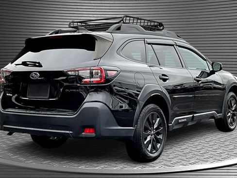 Used 2023 Subaru Outback Onyx Edition image 6