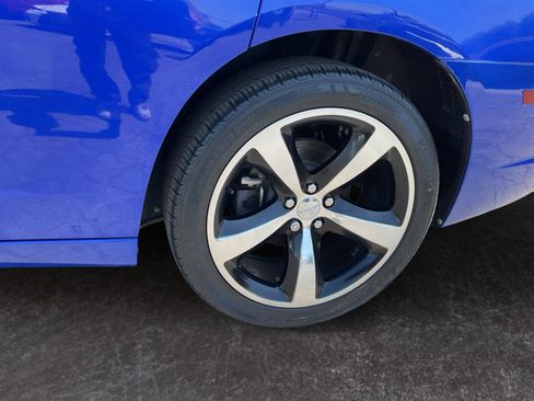 Used 2013 Dodge Charger R/T RWD image 9