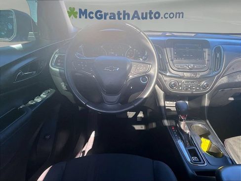 Used 2022 Chevrolet Equinox RS AWD/4WD image 10