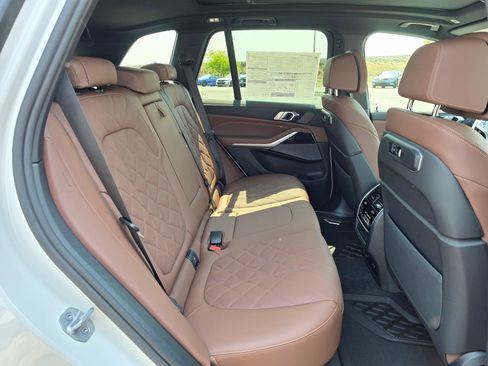 New 2026 BMW X5 xDrive50e w/ M Sport Package AWD/4WD image 13