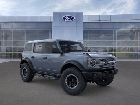 New 2025 Ford Bronco Badlands w/ Sasquatch Package AWD/4WD image 7