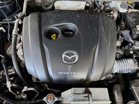 Used 2021 MAZDA CX-5 Touring FWD image 39