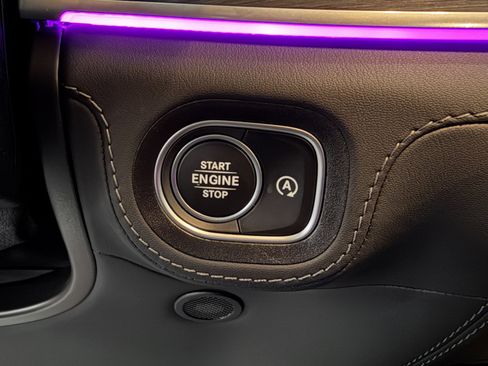 Used 2024 Mercedes-Benz GLS 63 AMG 4MATIC image 34