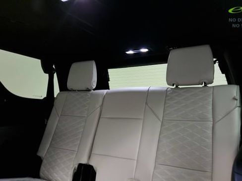 Used 2026 Cadillac Escalade Platinum Sport w/ LPO, ONYX Package AWD/4WD image 49