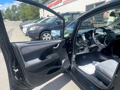 Used 2012 Honda Fit image 10