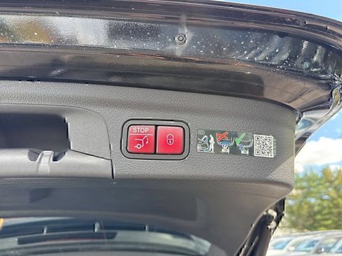Certified 2026 Mercedes-Benz GLE 350 4MATIC image 29