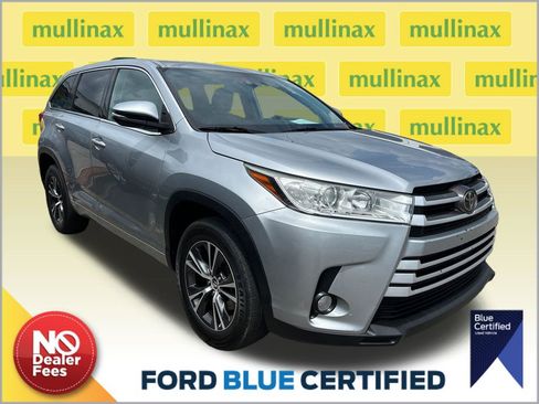 Used 2018 Toyota Highlander Plus FWD image 1