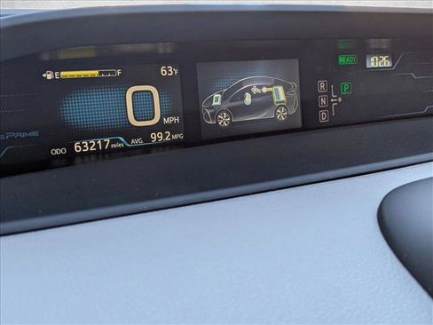 Used 2018 Toyota Prius Prime Premium image 10