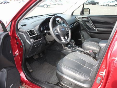 Used 2018 Subaru Forester 2.5i Touring w/ Popular Package #2 image 11