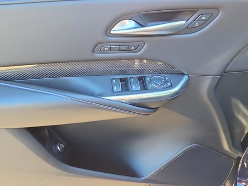 Used 2024 Cadillac XT4 Sport w/ Cold Weather Package image 29