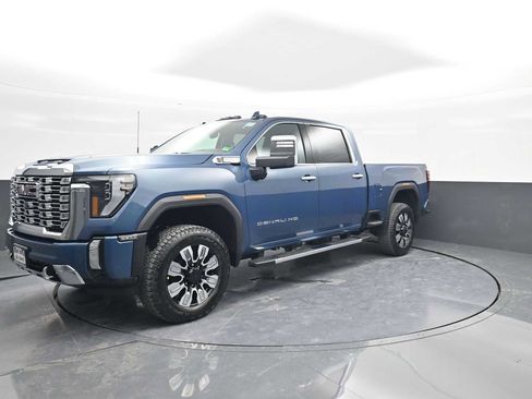 New 2026 GMC Sierra 2500 Denali w/ Denali Reserve Package image 4