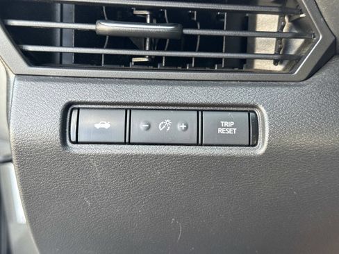 Used 2023 Nissan Altima 2.5 S image 12