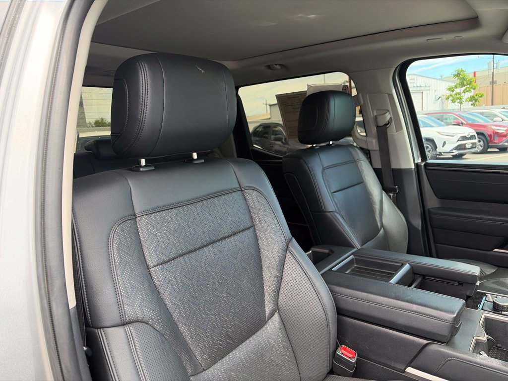 Used 2022 Toyota Tundra Limited AWD/4WD image 14