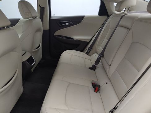 Used 2020 Chevrolet Malibu Premier FWD image 18
