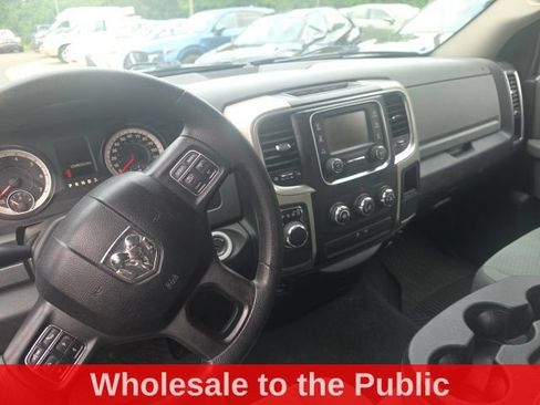 Used 2016 RAM 1500 Classic SLT RWD image 10
