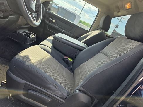 Used 2012 RAM 1500 Express RWD image 6