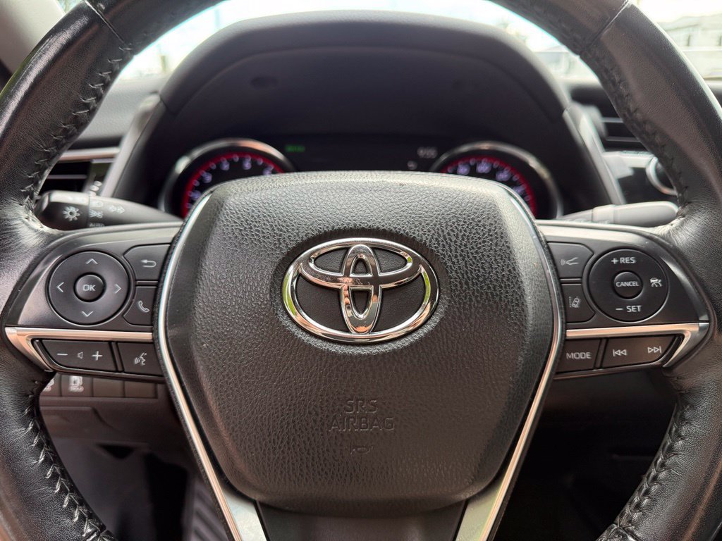 Used 2019 Toyota Camry XSE FWD image 33