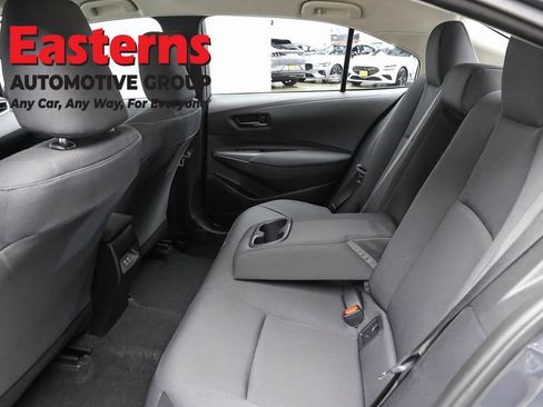 Used 2025 Toyota Corolla LE FWD image 20
