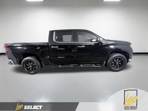 Used 2023 Chevrolet Silverado 1500 LTZ w/ LTZ Convenience Package II AWD/4WD image 5