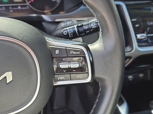 Certified 2022 Kia Sorento S FWD image 32