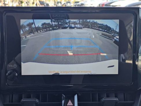 Used 2025 Toyota Corolla LE image 20