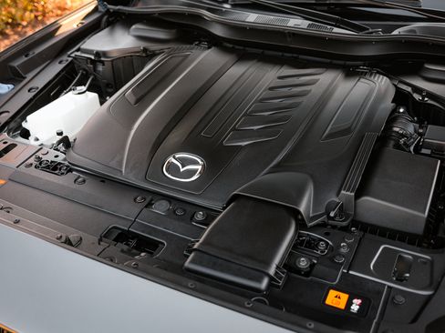 Certified 2025 MAZDA CX-90 3.3 Turbo S w/ Premium Package image 35