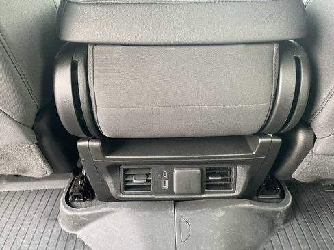 Used 2024 GMC Sierra 1500 Elevation image 21