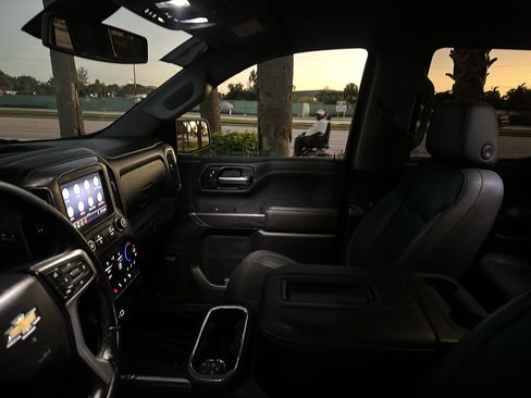 Used 2019 Chevrolet Silverado 1500 LTZ w/ LTZ Plus Package image 36