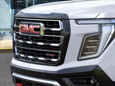 New 2026 GMC Yukon AT4 w/ AT4 Premium Plus Package AWD/4WD image 13