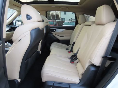 Used 2023 Acura MDX SH-AWD image 13