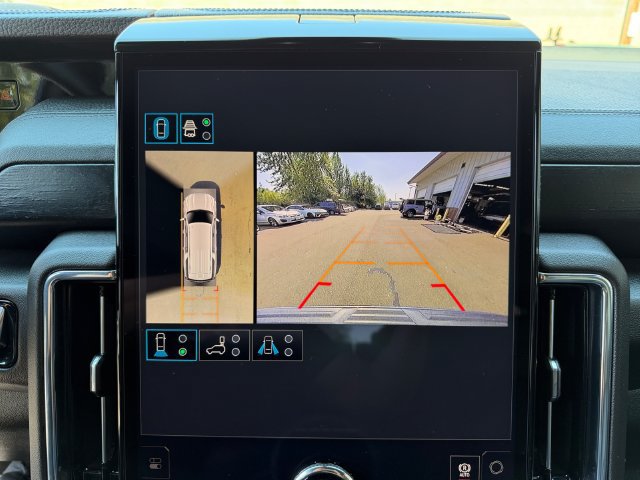 Certified 2026 GMC Yukon XL Denali w/ Sun & Power Step Package AWD/4WD image 16