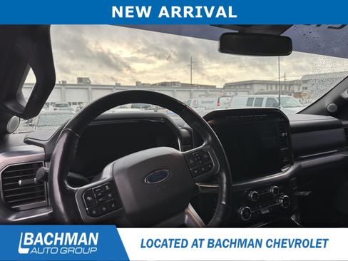 Used 2022 Ford F150 Lariat w/ Equipment Group 502A High AWD/4WD image 8