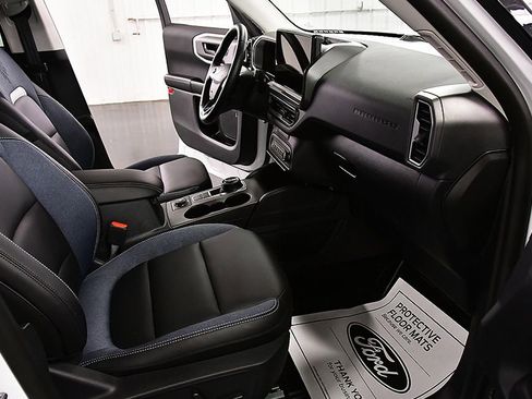 Used 2025 Ford Bronco Sport Outer Banks w/ Outer Banks Tech Package+ image 28